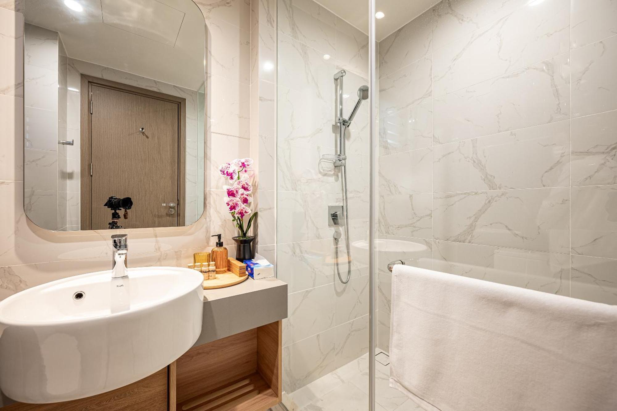 Zenity Luxury Apartment In District 1 Since 2024 Ho Chi Minh-stad Buitenkant foto