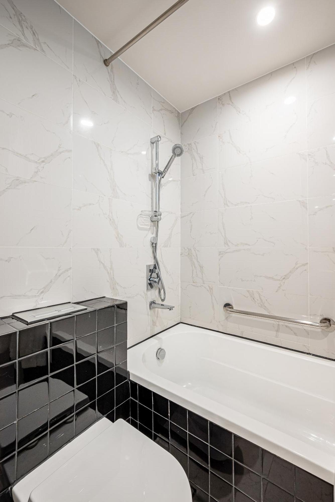 Zenity Luxury Apartment In District 1 Since 2024 Ho Chi Minh-stad Buitenkant foto